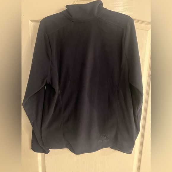 Under Armour Women’s Micro Series Fleece Jacket - Picture 2 of 8